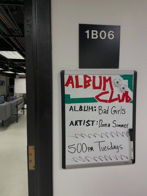 Next week’s Album Club is disco-licious 🪩 Come talk Donna Summer with us Tuesday at 5pm!