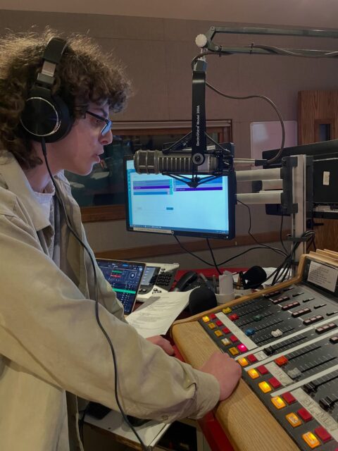 DJ @coreyb7000, host of Singing to the Same Sky Saturdays at 3pm, is guest hosting Musica Mundi with Radio 1190 general manager @irisberkeley tonight on @kgnu! Tune in until 10pm or in their archives at kgnu.org 📻